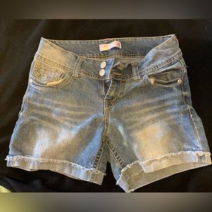 Medium wash kids jean shorts